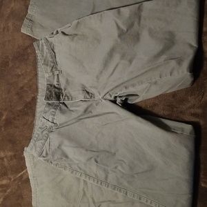Magellan Outdoor Pants Size 4: A